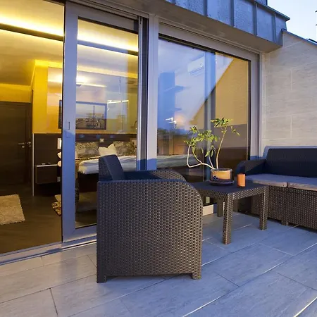 Bed & Breakfast Parliament Penthouse Boutique